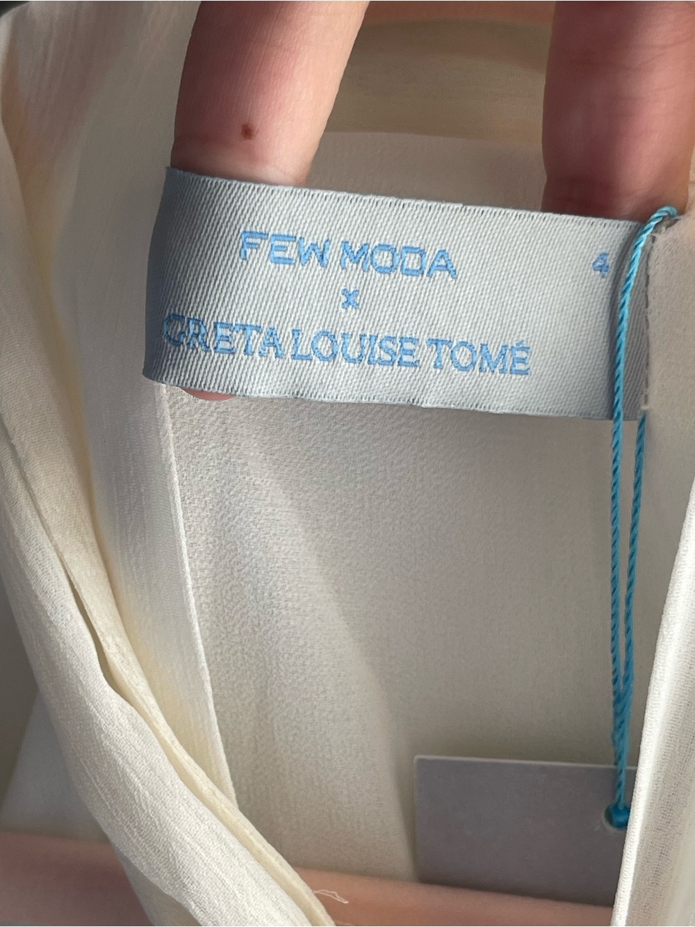 Few Moda x Greta Louise Tomé NWT Paris Sheer Ivory Tie-Neck Ruffle Blouse - Picture 3 of 11